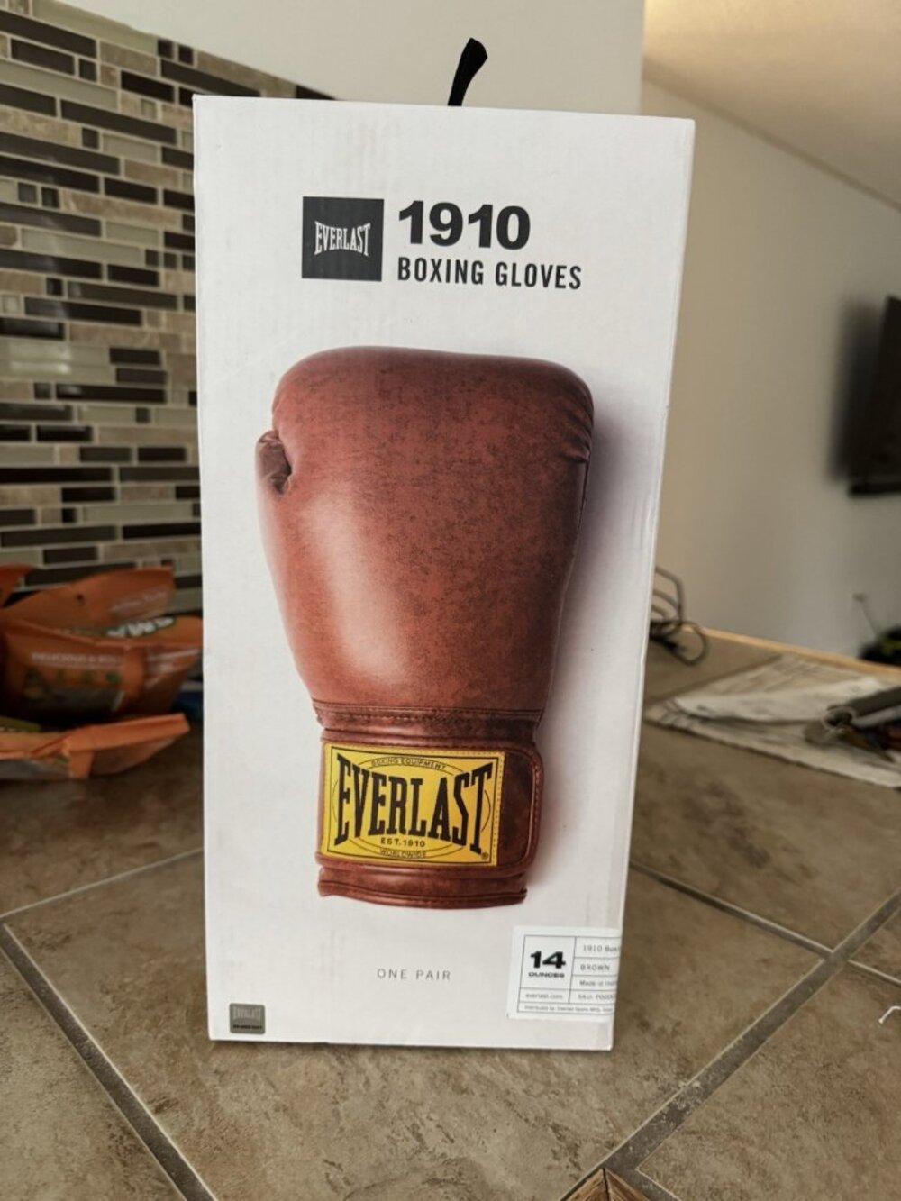 Everlast 1910 Boxing Gloves 14oz Brown New in Box Classic Training